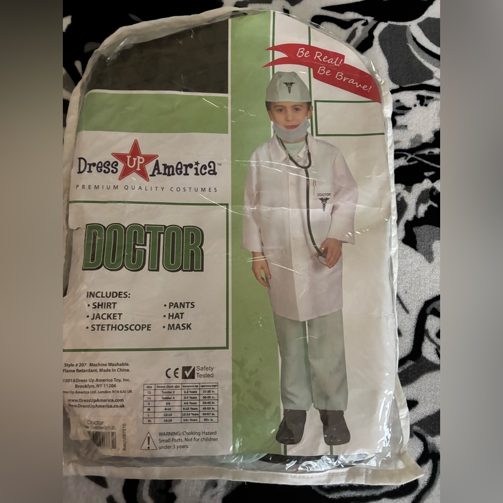 Kids Doctor Costume - White and Green